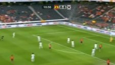 Fernando Torres'ten akıl dolu kafa vuruşu!