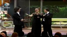 İzel Çelik Ercan Allahım bitmesin bu rüya (Beyaz Show 010612)