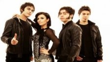 Model-Değmesin Ellerimiz Pembe Mezarlık(Mix Solo)