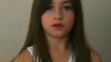Bu Kız Aşmış Kendini