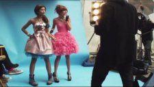Watch Me Shake İt Up Music Video