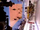 Fenerbahçe Voleybol Maçında Taraftar Desteği
