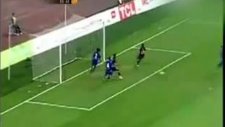Boş Kaleye Gol Atamadı