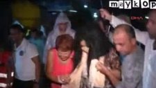 Bülent ersoy az kalsın düşüyordu!!!