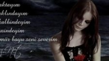 Gülnaz Duvarlarda Konuşmuyor