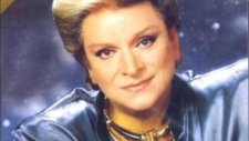 Zeki Müren - Şarkılar Seni Söyler Dillerde Nağme Adın