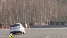 euro ncap peugeot 208 2012 esc test