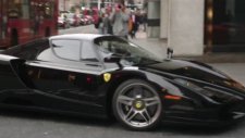 Düz borulu Ferrari Enzo Londra'da geliyor!