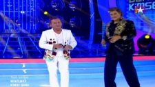 Zeki Müren - Seyfi Dursunoğlu / Beklenen Şarkı (Benzemez Kimse Sana)