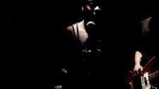 İyeoka - Simply Falling (Resmi Video)
