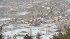 Meliha Ertürk Kayanın Dibinde