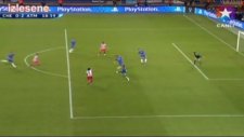 Falcao'dan Muhteşem Gol (UEFA Super Cup Final 2012)