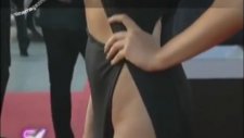 Ebru Şancı Yok Böyle Frikik