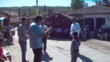 Aşağıdan