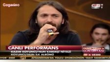 Kazım Koyuncu'nun Kardeşinden Canlı Performans