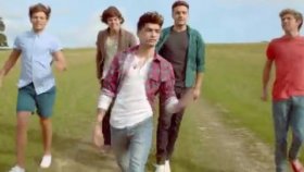 One Direction - Live While We're Young One Direction - Live While We're Young