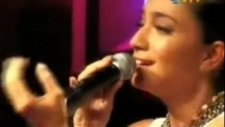 Öykü Gürman - Nazende Sevgilim - (Canlı Performans) - (2012)