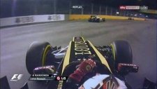 Schumacher Singapur'da Kaza Yaptı