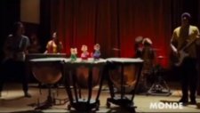 The Chipettes - Sincap Kızlar Smile