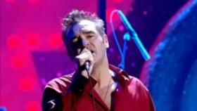 Morrissey - There Is A Light That Never Goes Out Morrissey - There Is A Light That Never Goes Out