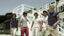 One Direction - What Makes You Beautiful