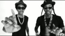 Wiz Khalifa - It's Nothin Ft. 2 Chainz (Official Video)