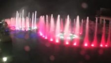 Thunderstruck Ac / Dc - (Electric Violin Remix) - İn The Fountain! Caitlin Electric Violinist