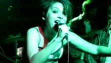 Aydilge - Yollara Düşsem / Clinic Live