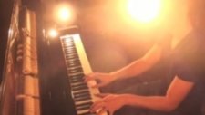 Bruno Mars - Locked Out Of Heaven (Official Video) New