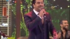 Beyaz'dan 'nar Danesi' Şarkı Performansı (Beyaz Show 2 Kasım 2012)