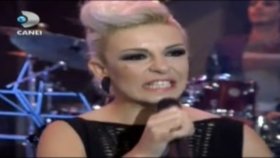 Ozan Doğulu - Ft. Model - Dağılmak İstiyorum - Beyaz Show Ozan Doğulu - Ft. Model - Dağılmak İstiyorum - Beyaz Show