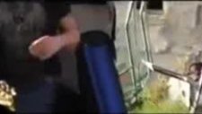 Laz Uşağından Kopartan Tepki