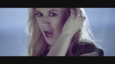 Kelly Clarkson - Catch My Breath