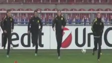 Mario Götze Sakız İle Şov Yaptı