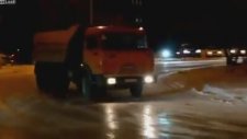 Kamyon Karda Drift
