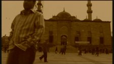 Uğur Karakuş - Ezdirmem Seni