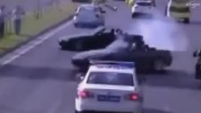 Polisin Gözü Önünde Drift Yapmak