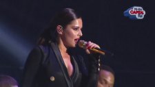 Cheryl Cole - Call My Name (Canlı)