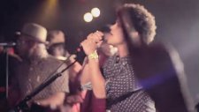 Bruno Mars - Locked out of Heaven