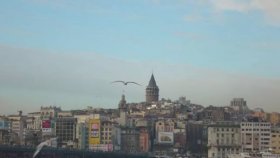 Tuluyhan Uğurlu - İstanbul Kanatlarımın Altında Tuluyhan Uğurlu - İstanbul Kanatlarımın Altında