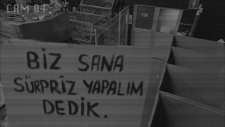 Yeni Yıla Yalnız Giren Adam