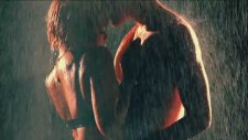 Kat Deluna'nın Wanna See U Dance Şarkısına Rtük'ten Ceza!