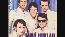 Mavi Işıklar - Ayva Çiçek Açmış