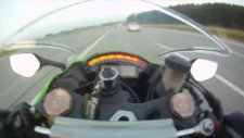 299 Kilometre Hızla Giden Çılgın Motorcu