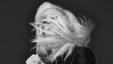Ellie Goulding - Dead In The Water