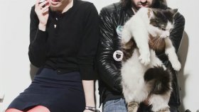 Crystal Castles - Doe Deer Crystal Castles - Doe Deer