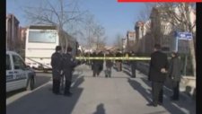 Etimesgutta Cinnet Geçiren Gardiyan 3 Kişiyi Öldürdü