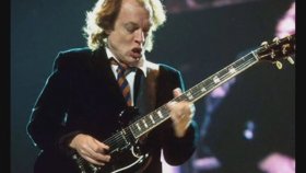 AC/DC - Johnny B. Goode AC/DC - Johnny B. Goode