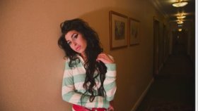 Amy Winehouse - To Know Him Is To Love Him Amy Winehouse - To Know Him Is To Love Him