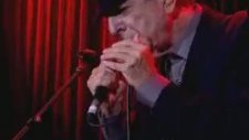 Leonard Cohen - Aint No Cure For Love